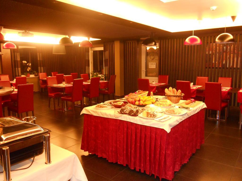 Apparthotel Belle Vue La Louviere Bagian luar foto