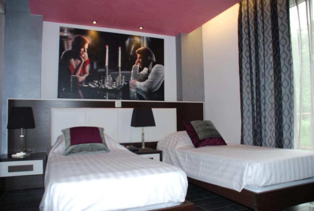 Apparthotel Belle Vue La Louviere Bagian luar foto