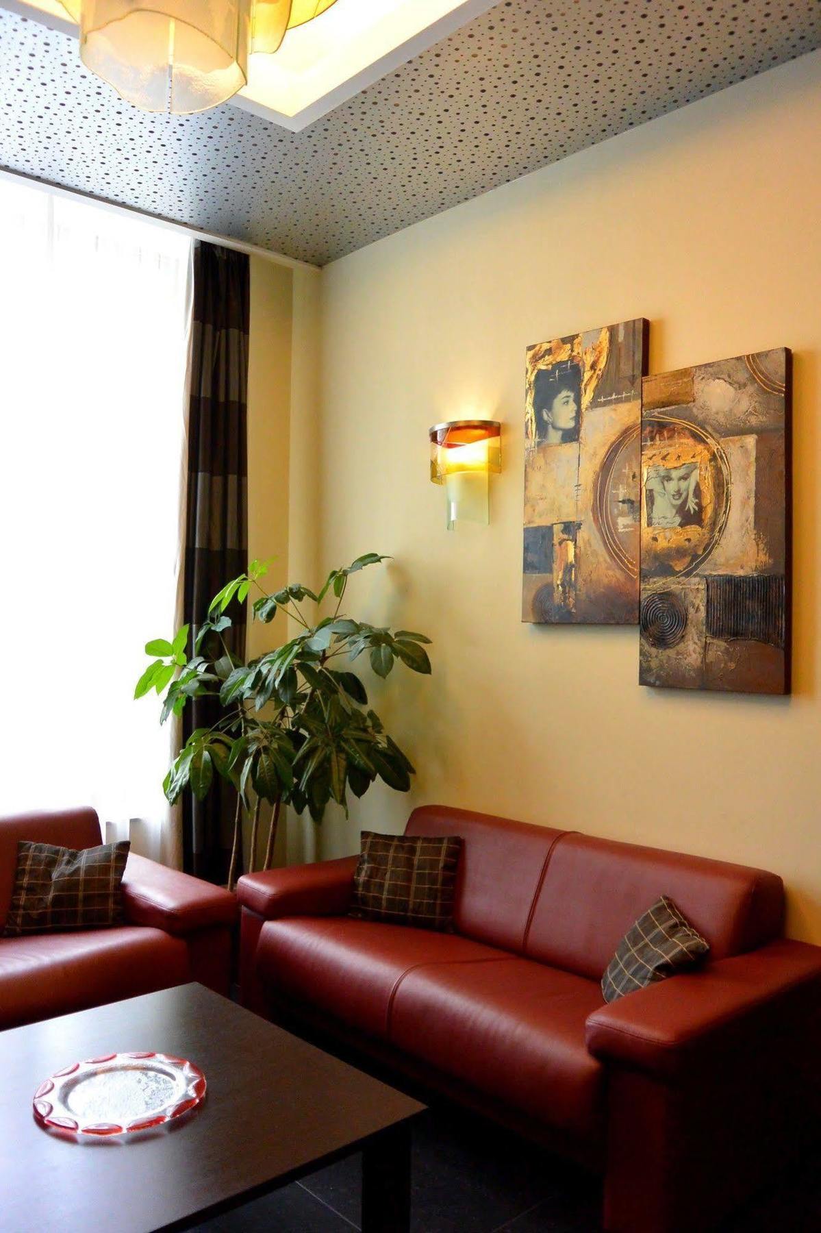 Apparthotel Belle Vue La Louviere Bagian luar foto