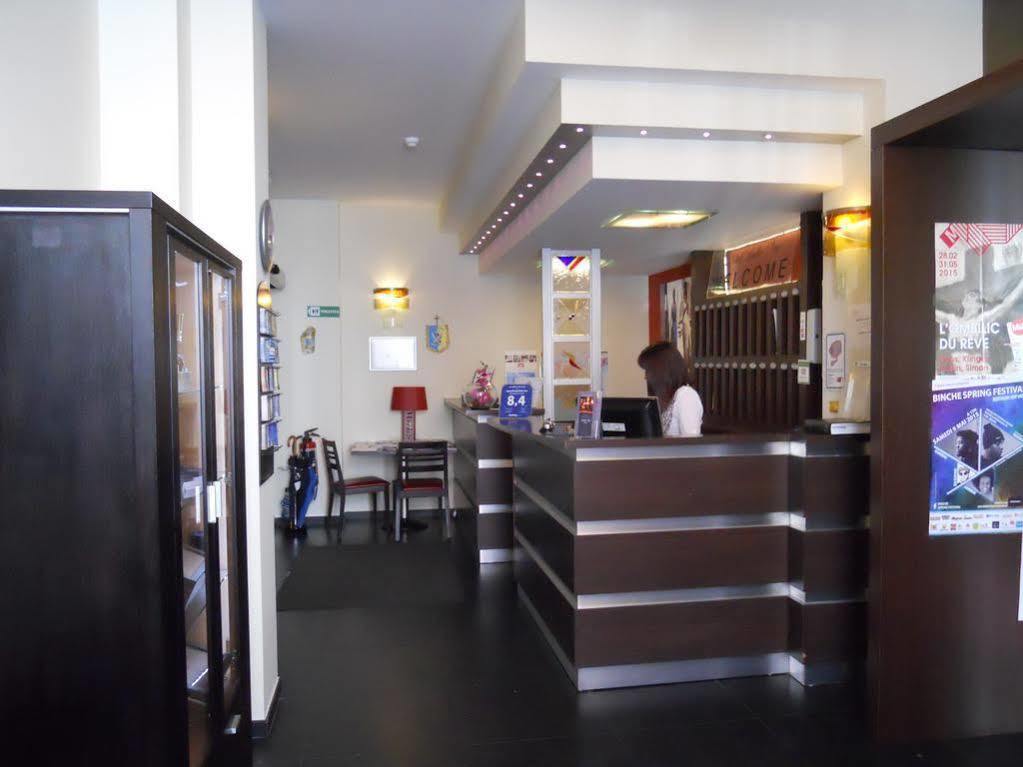 Apparthotel Belle Vue La Louviere Bagian luar foto